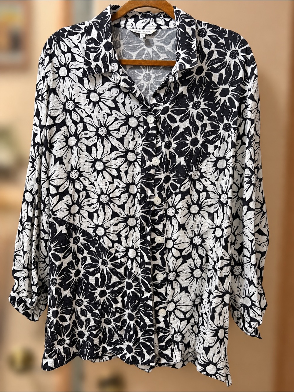John Mark XL Black and White Floral Button-Down Artsy Boho Tunic Top